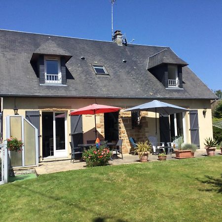 Coup De Coeur Assure ! Calm Comme A La Maison ! Maison Spacieuse Avec Grande Terrasse Pour 2 A 5 Personnes Proximite Granville Et Mer Avec Wifi Et Parking Gratuits Eksteriør billede