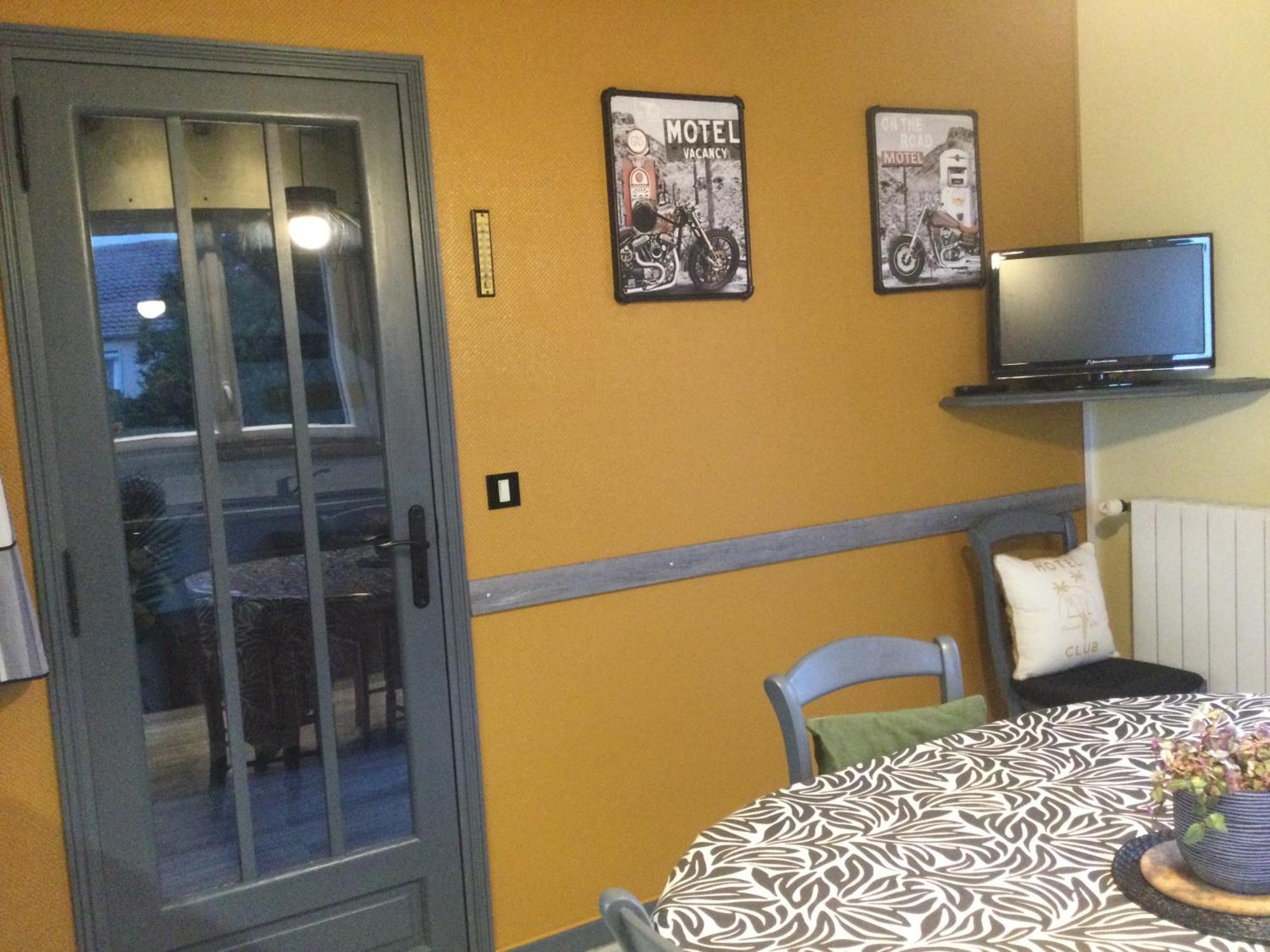 Coup De Coeur Assure ! Calm Comme A La Maison ! Maison Spacieuse Avec Grande Terrasse Pour 2 A 5 Personnes Proximite Granville Et Mer Avec Wifi Et Parking Gratuits Eksteriør billede